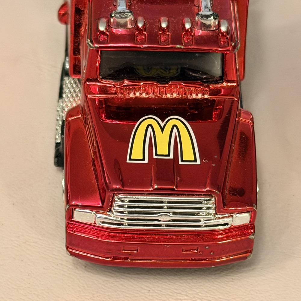 Racing Champions #94 Bill Elliott McDonald's 1:64 Team Transporter & Car 1993 - Picture 3 of 14